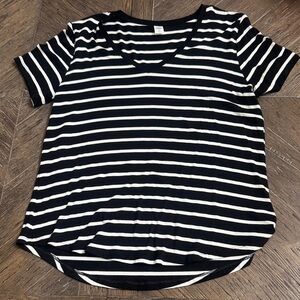 Old Navy Black & White Striped Luxe V-Neck Women's Tee - Size Small